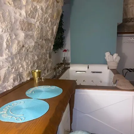 Oda ve Kahvaltı Dimhora 4*